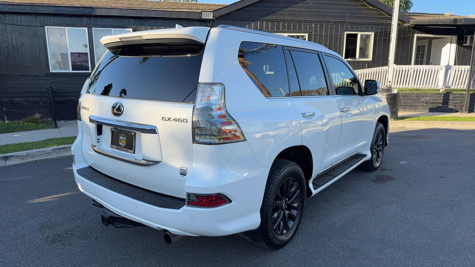 Used 2020 Lexus GX 460 Premium w/ Premium Package AWD/4WD image 10