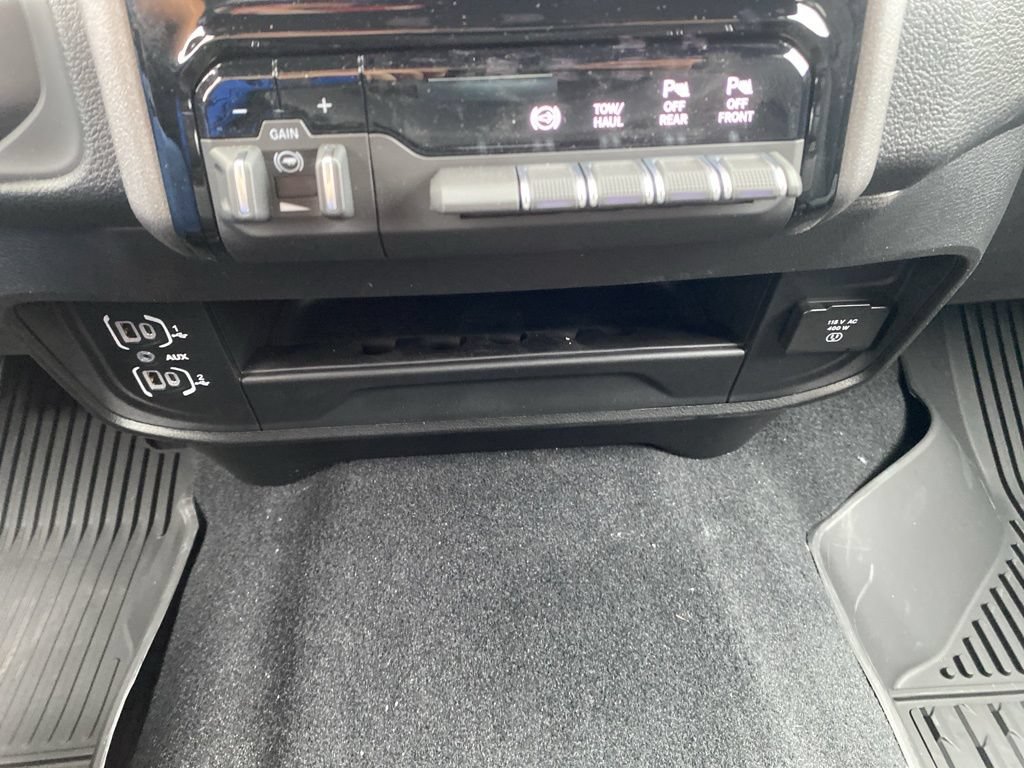 New 2026 RAM 3500 Tradesman AWD/4WD image 33