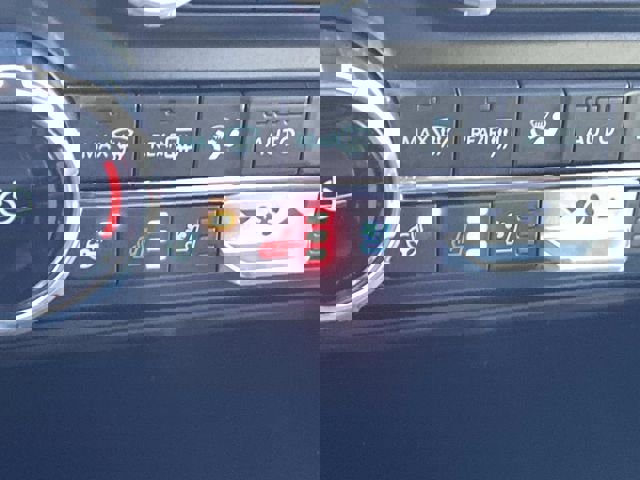 Used 2025 Ford F150 Raptor image 29