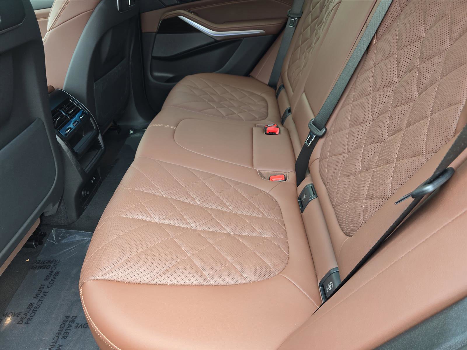 Used 2024 BMW X5 xDrive40i w/ M Sport Package image 13