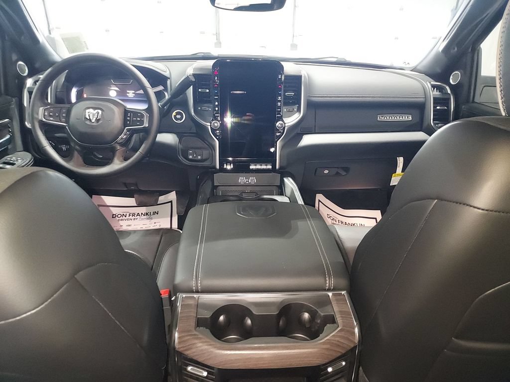 New 2026 RAM 3500 Laramie AWD/4WD image 10