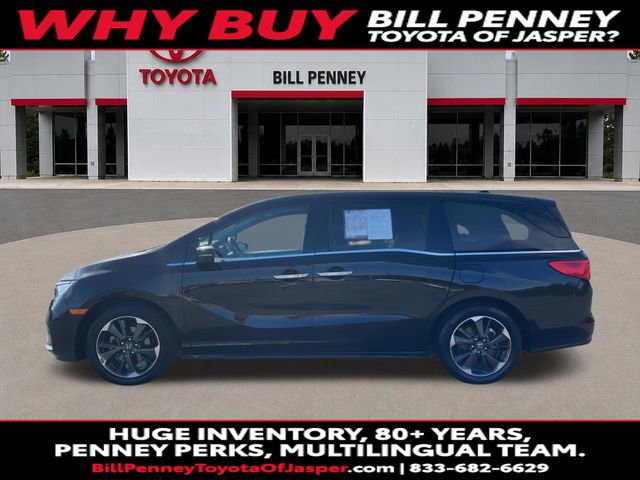 Used 2023 Honda Odyssey Elite image 2