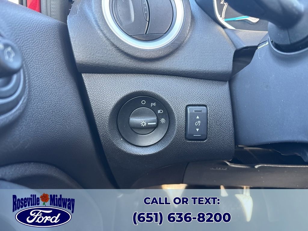 Used 2017 Ford Fiesta SE image 25