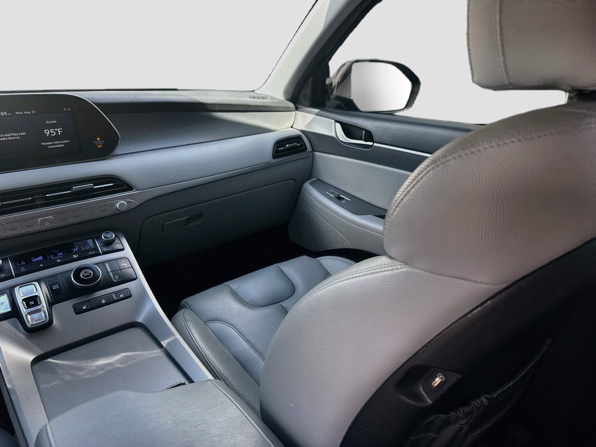 Used 2021 Hyundai Palisade SEL w/ Premium Package FWD image 19