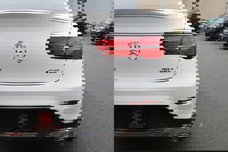 Used 2018 Mercedes-Benz GLC 300 4MATIC Coupe image 11