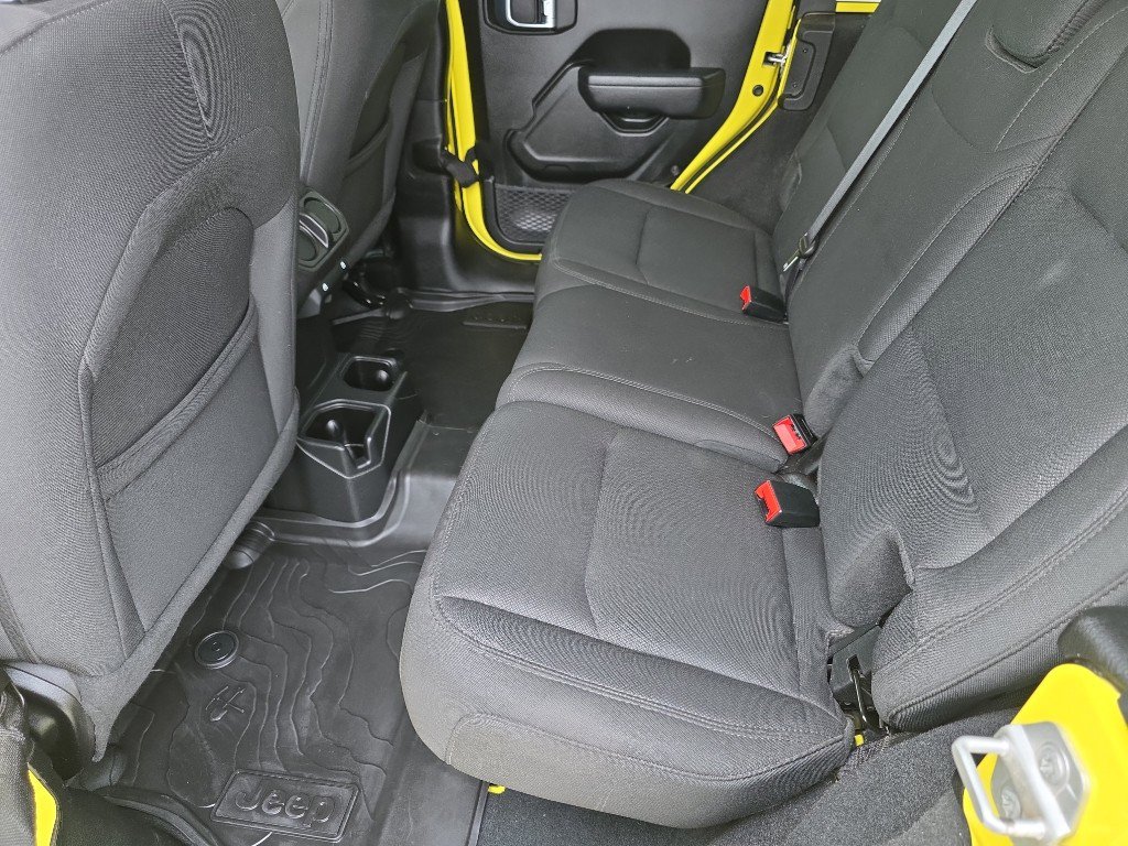 Used 2022 Jeep Wrangler Unlimited Sport image 14