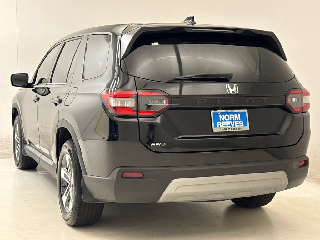 Certified 2025 Honda Pilot EX-L image 7
