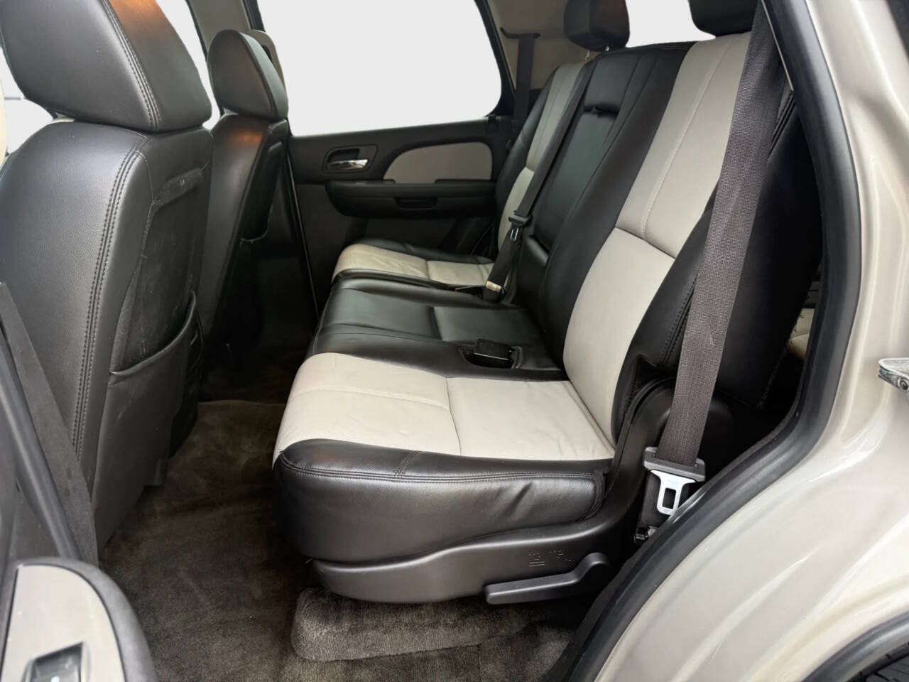Used 2008 Chevrolet Tahoe LT w/ LT Preferred Equipment Group AWD/4WD image 8