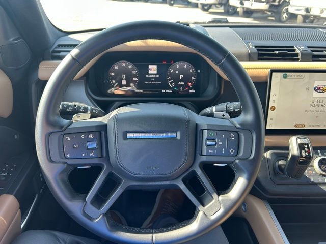 Used 2025 Land Rover Defender 110 V8 image 14