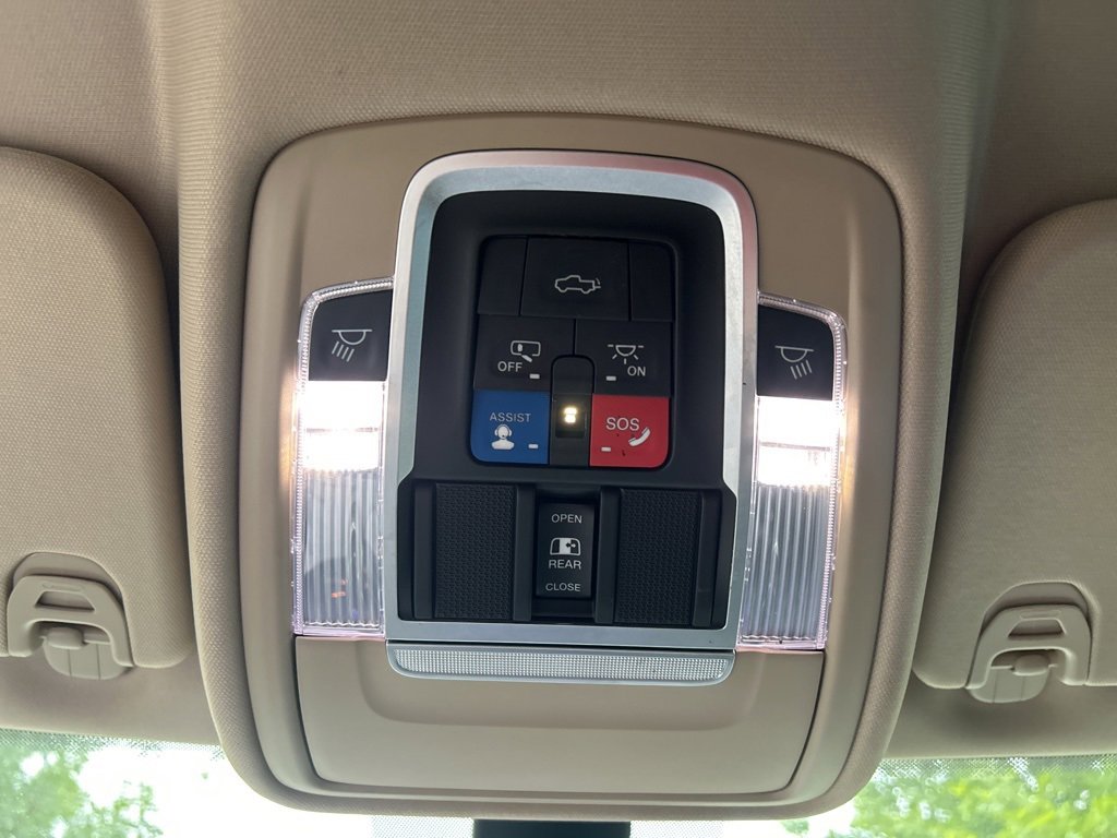 Used 2020 RAM 1500 Laramie image 22