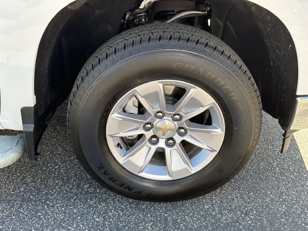 Used 2025 Chevrolet Silverado 1500 W/T RWD image 14