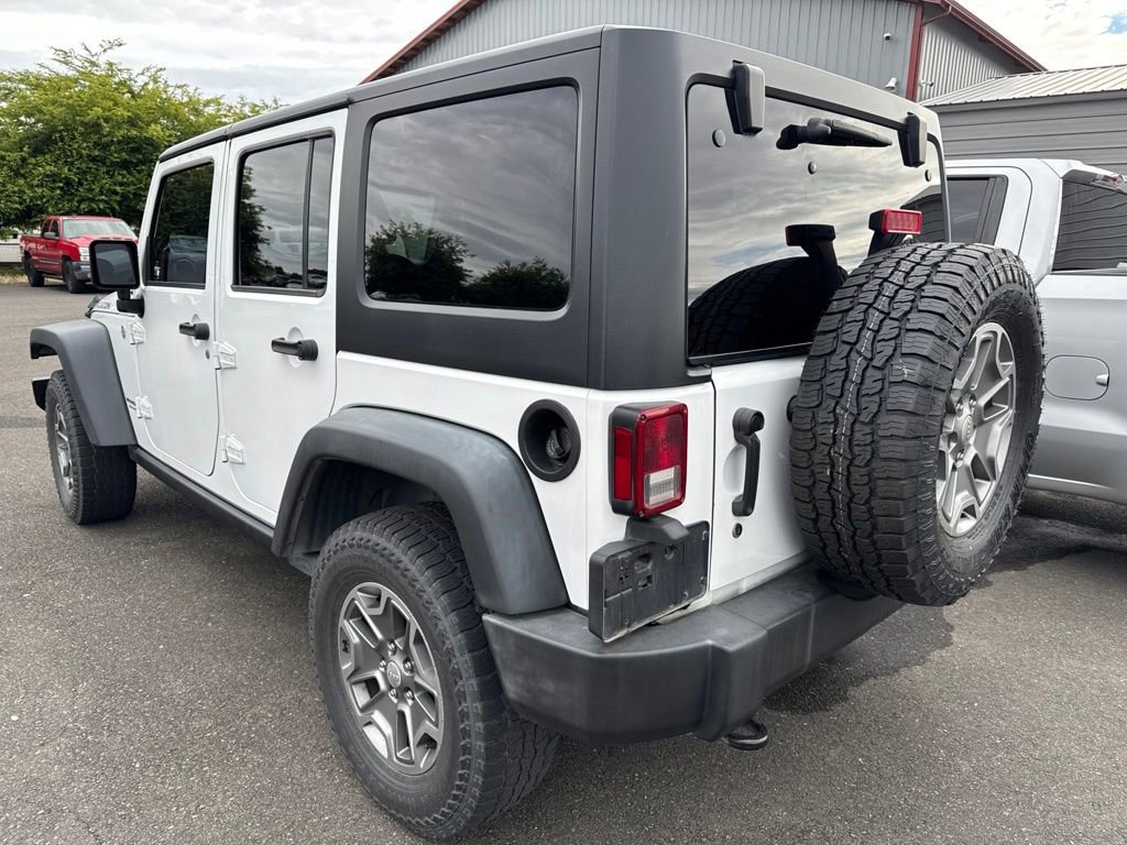 Used 2016 Jeep Wrangler Unlimited Rubicon w/ Connectivity Group AWD/4WD image 2