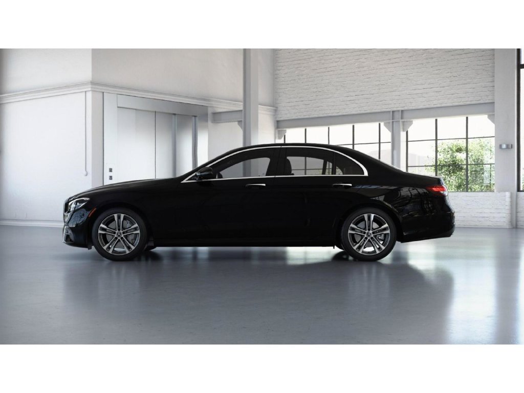 Used 2023 Mercedes-Benz E 350 4MATIC Sedan image 35