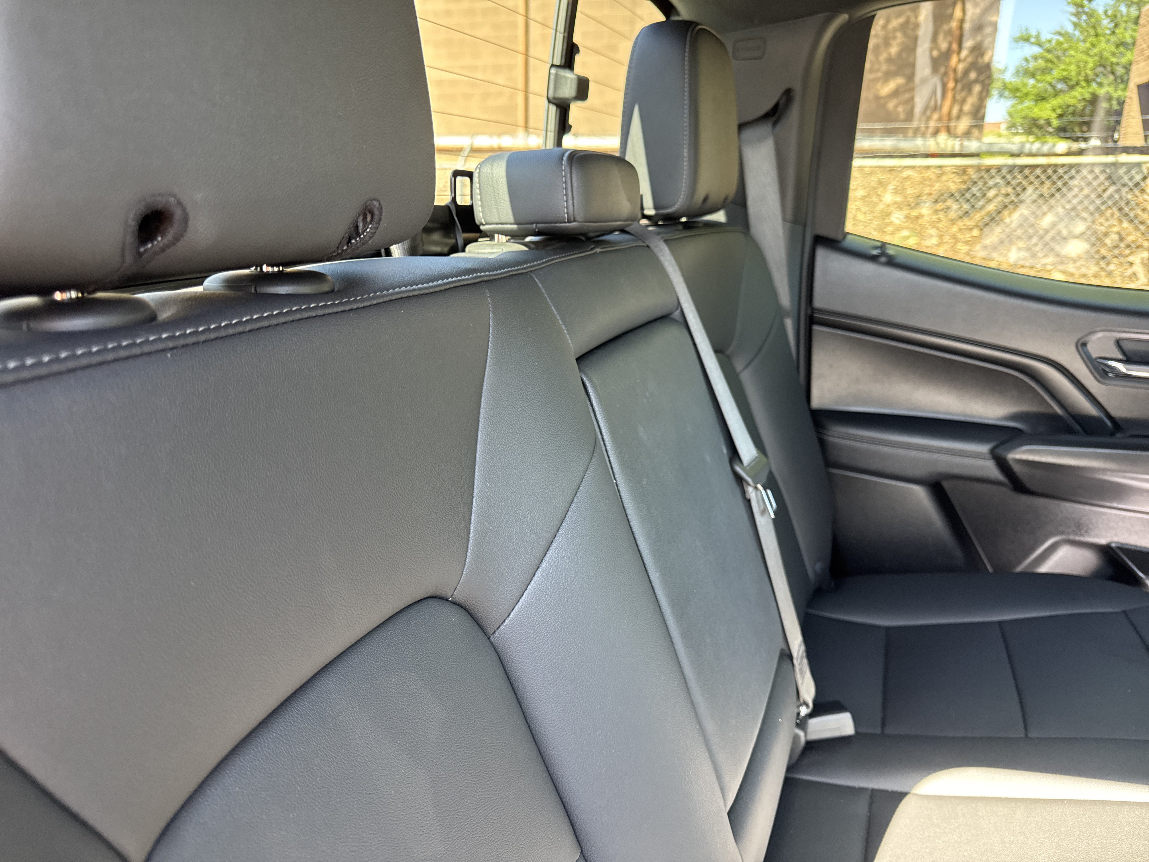 Used 2025 GMC Canyon Elevation w/ Convenience Package RWD image 11