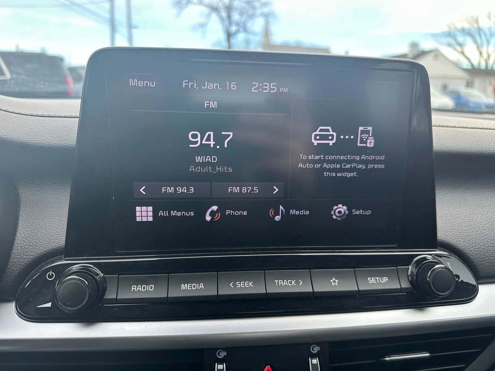 Used 2023 Kia Forte LXS image 30