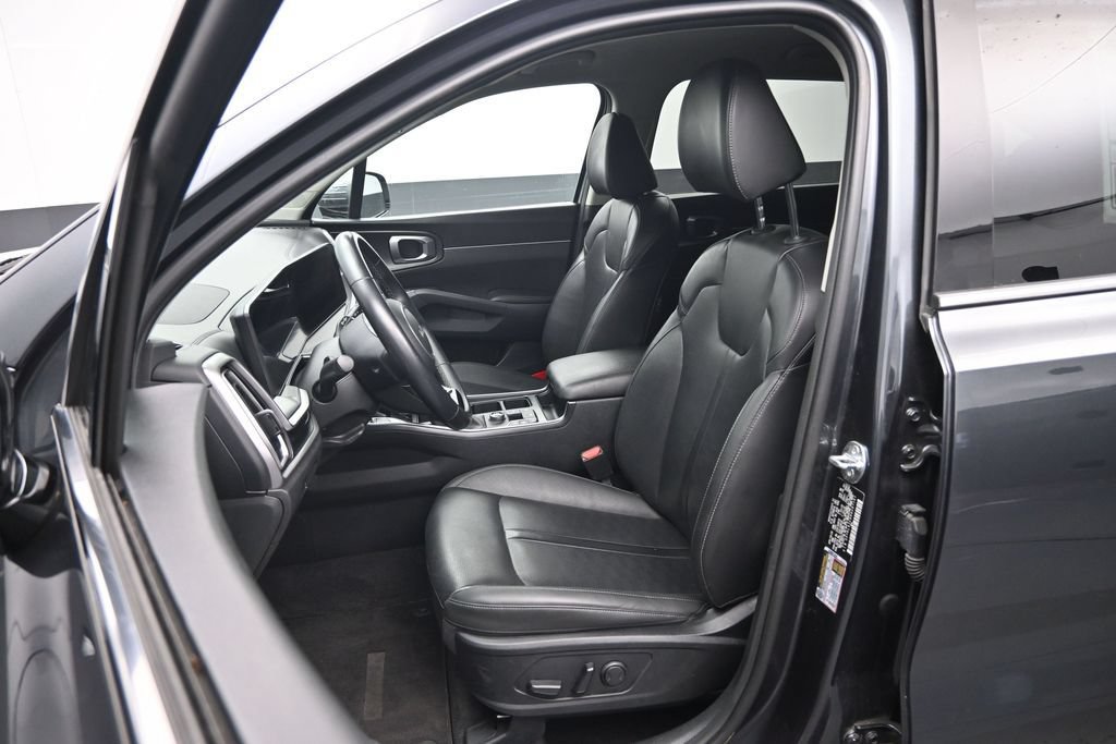 Used 2024 Kia Sorento S FWD image 20