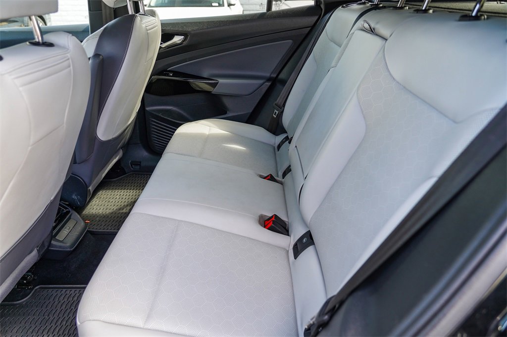 Used 2021 Volkswagen ID.4 Pro S image 19