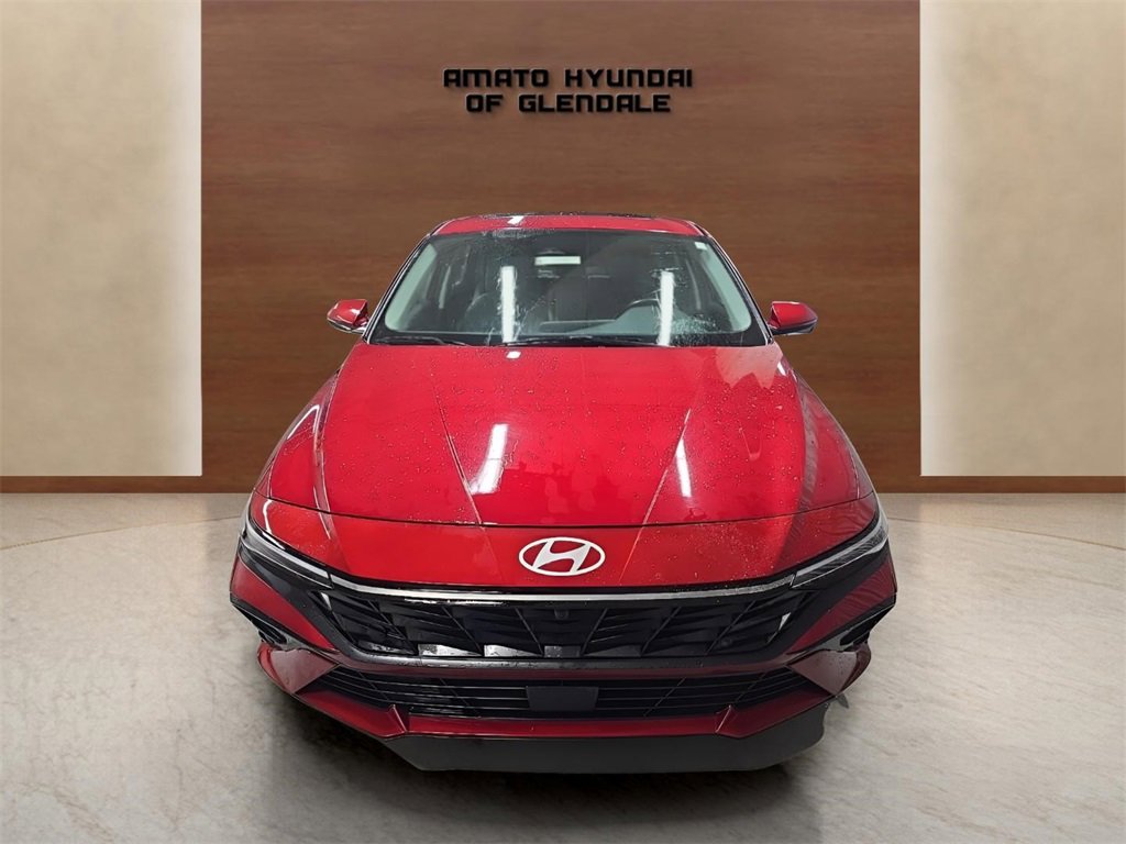 Certified 2024 Hyundai Elantra Limited image 9