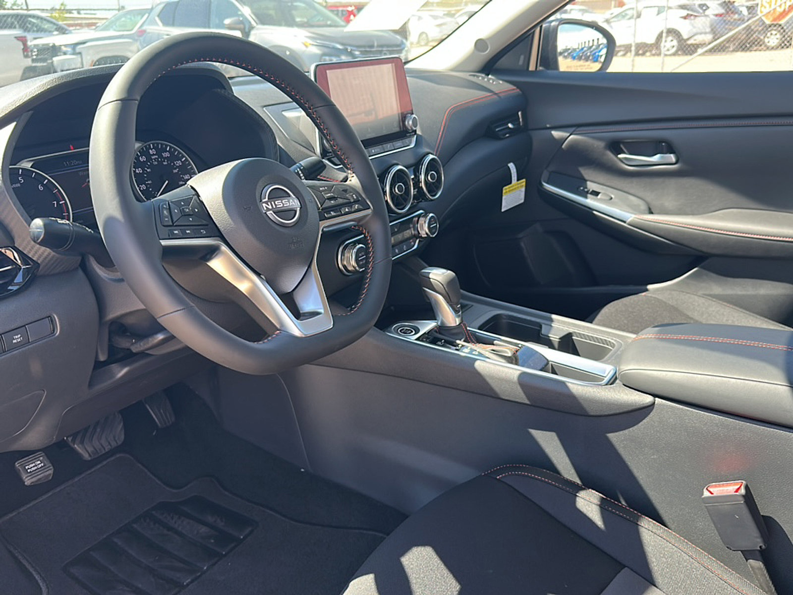 New 2025 Nissan Sentra SR w/ Trunk Package image 9