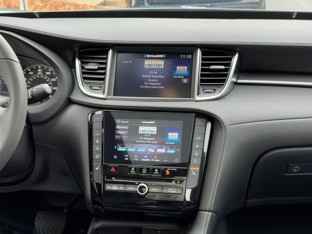 Used 2025 INFINITI QX50 Luxe image 14