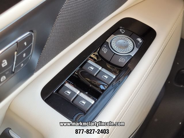 New 2026 Lincoln Nautilus Premier w/ Jet Appearance Package AWD/4WD image 16