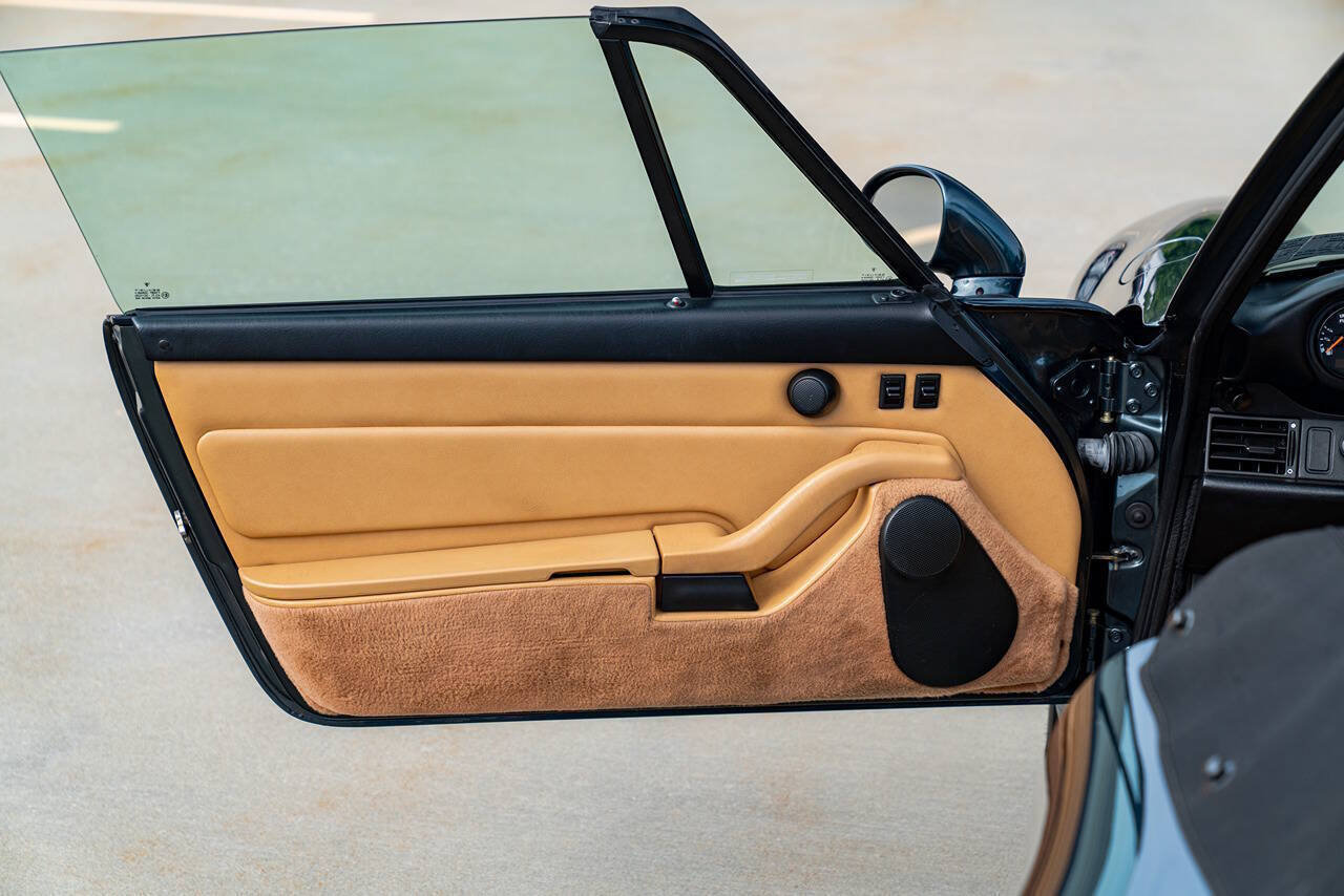 Used 1995 Porsche 911 Cabriolet image 48