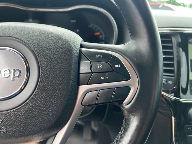 Certified 2022 Jeep Grand Cherokee Laredo X AWD/4WD image 17