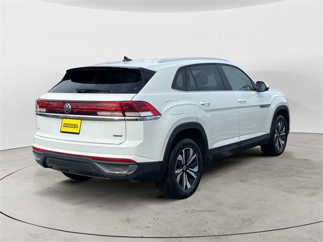 Used 2024 Volkswagen Atlas Cross Sport SE image 6