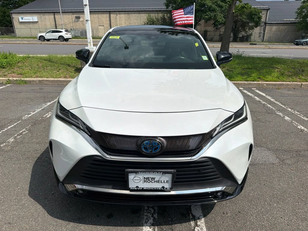 Used 2023 Toyota Venza Nightshade AWD/4WD image 2