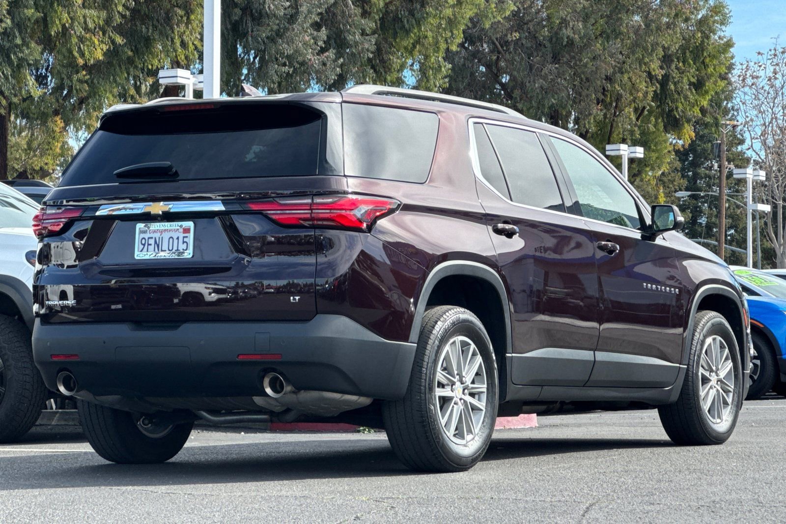 Used 2023 Chevrolet Traverse LT image 5