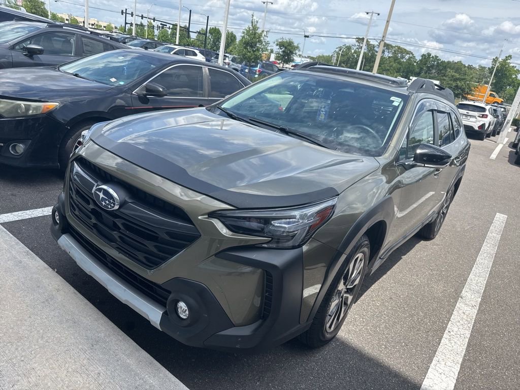 Certified 2025 Subaru Outback Limited AWD/4WD image 1