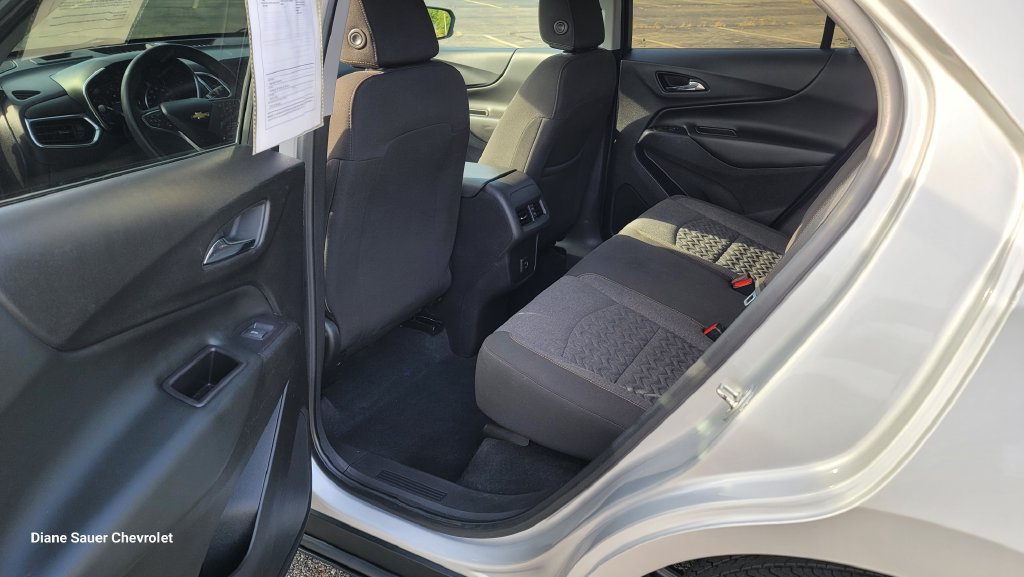 Used 2022 Chevrolet Equinox LT AWD/4WD image 25