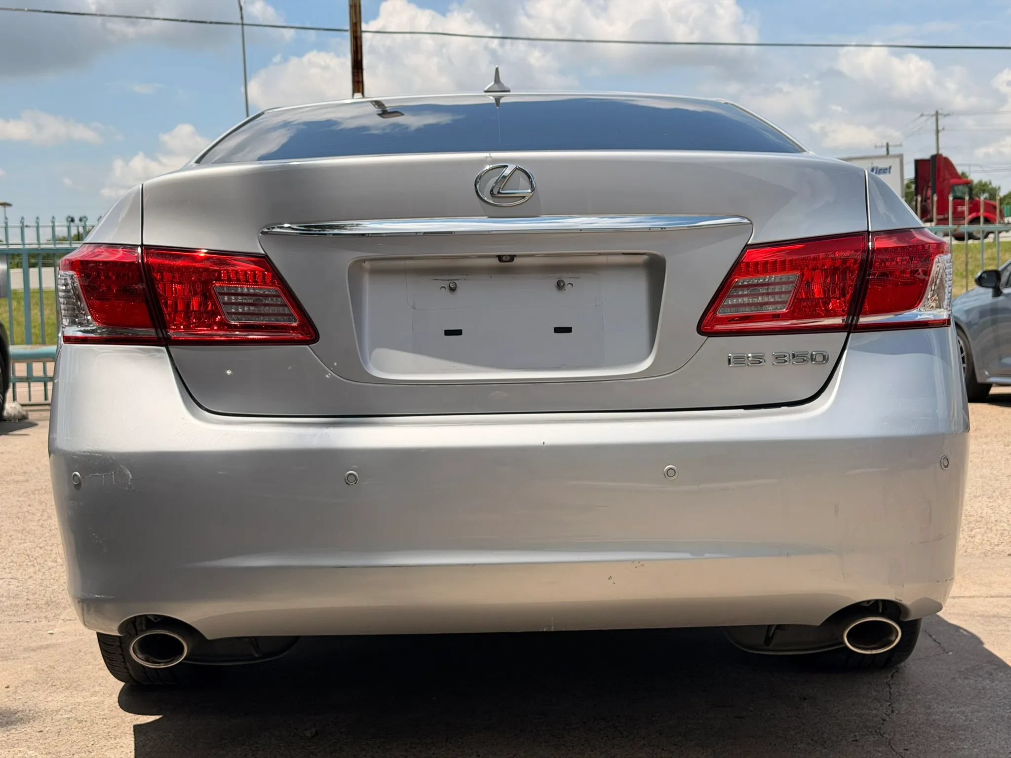 Used 2011 Lexus ES 350 FWD image 4