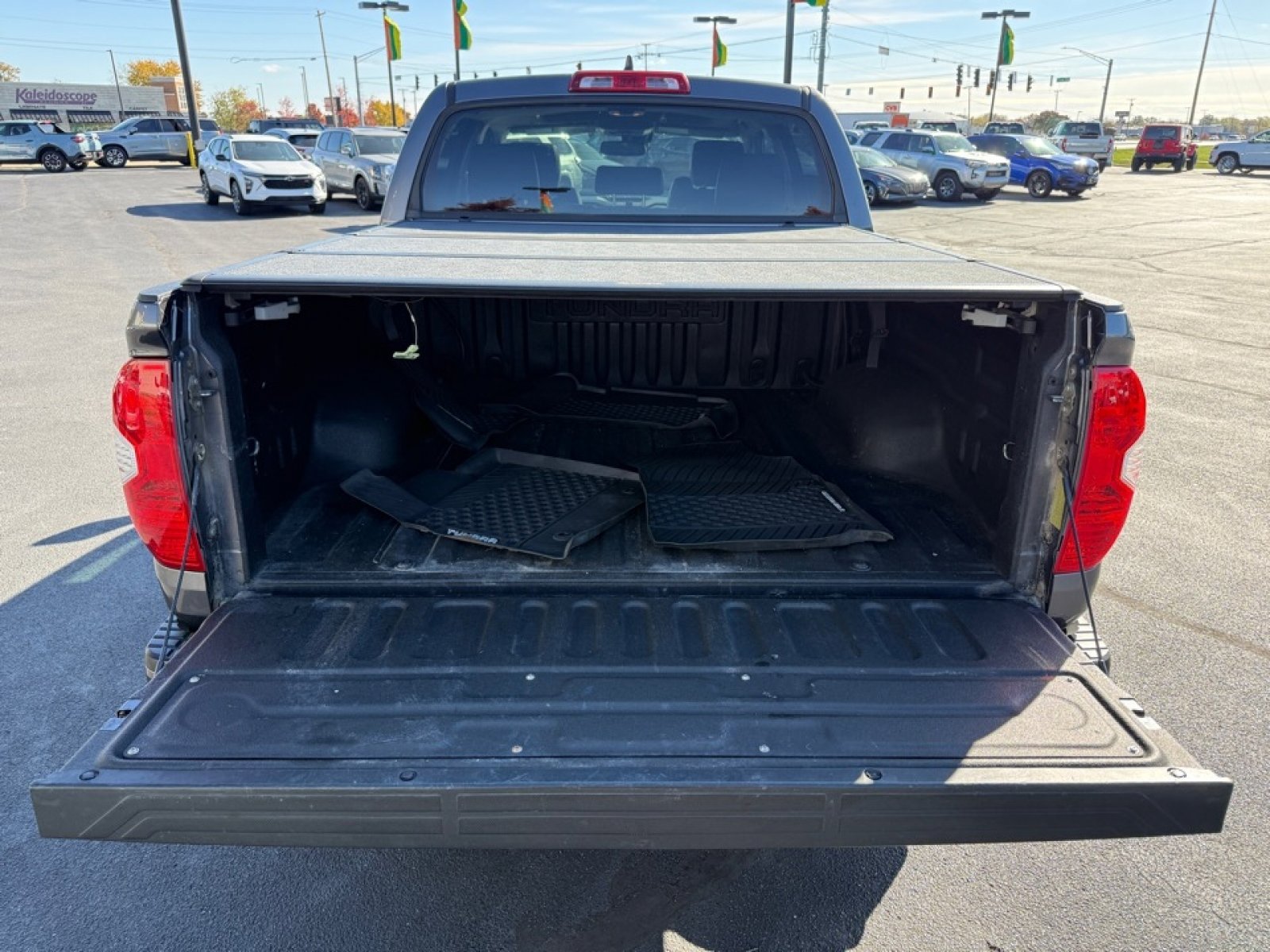 Used 2021 Toyota Tundra Platinum image 36