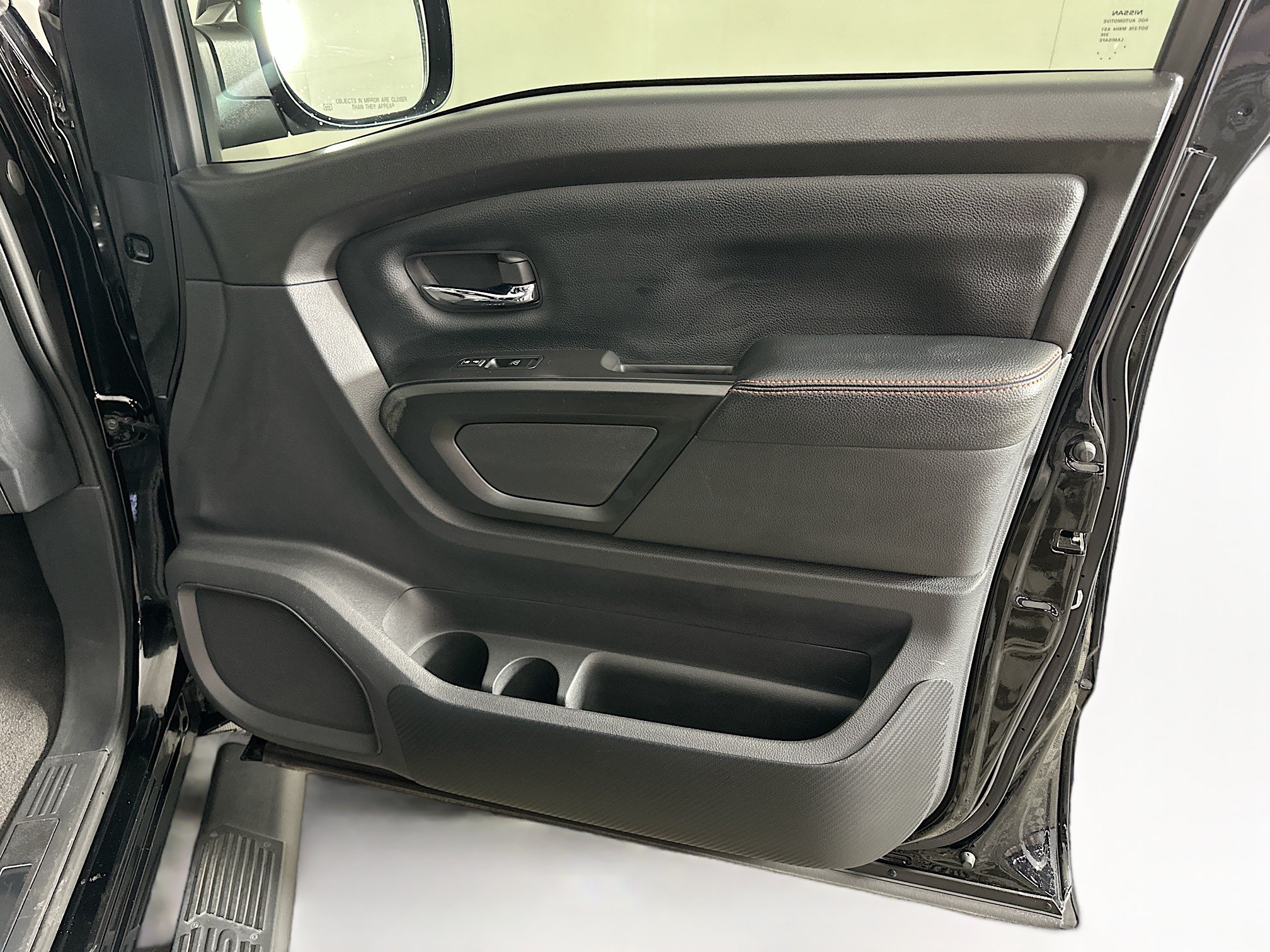 Used 2021 Nissan Titan PRO-4X w/ Off Road Protection Package AWD/4WD image 30