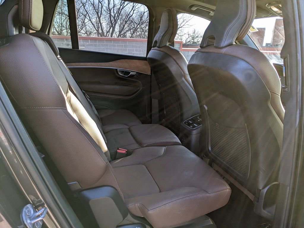 Certified 2024 Volvo XC90 T8 Plus w/ Protection Package image 25