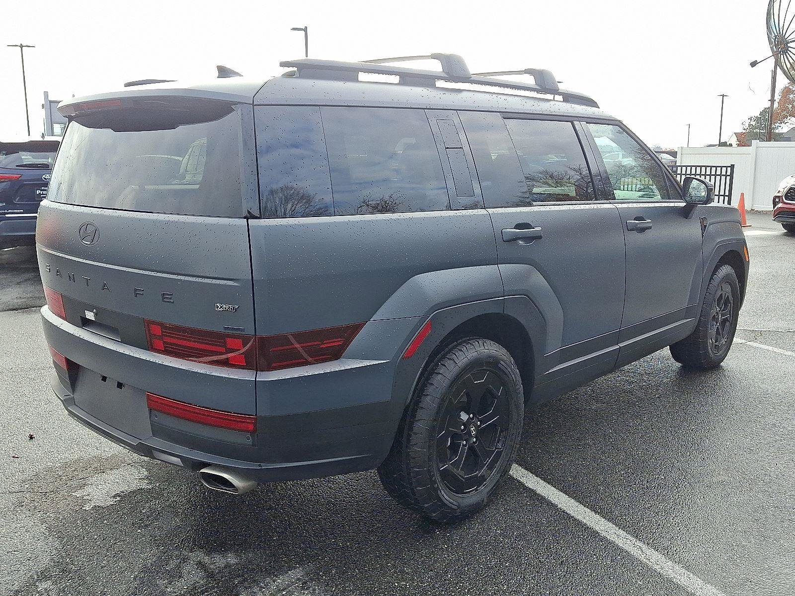 Used 2025 Hyundai Santa Fe XRT image 4