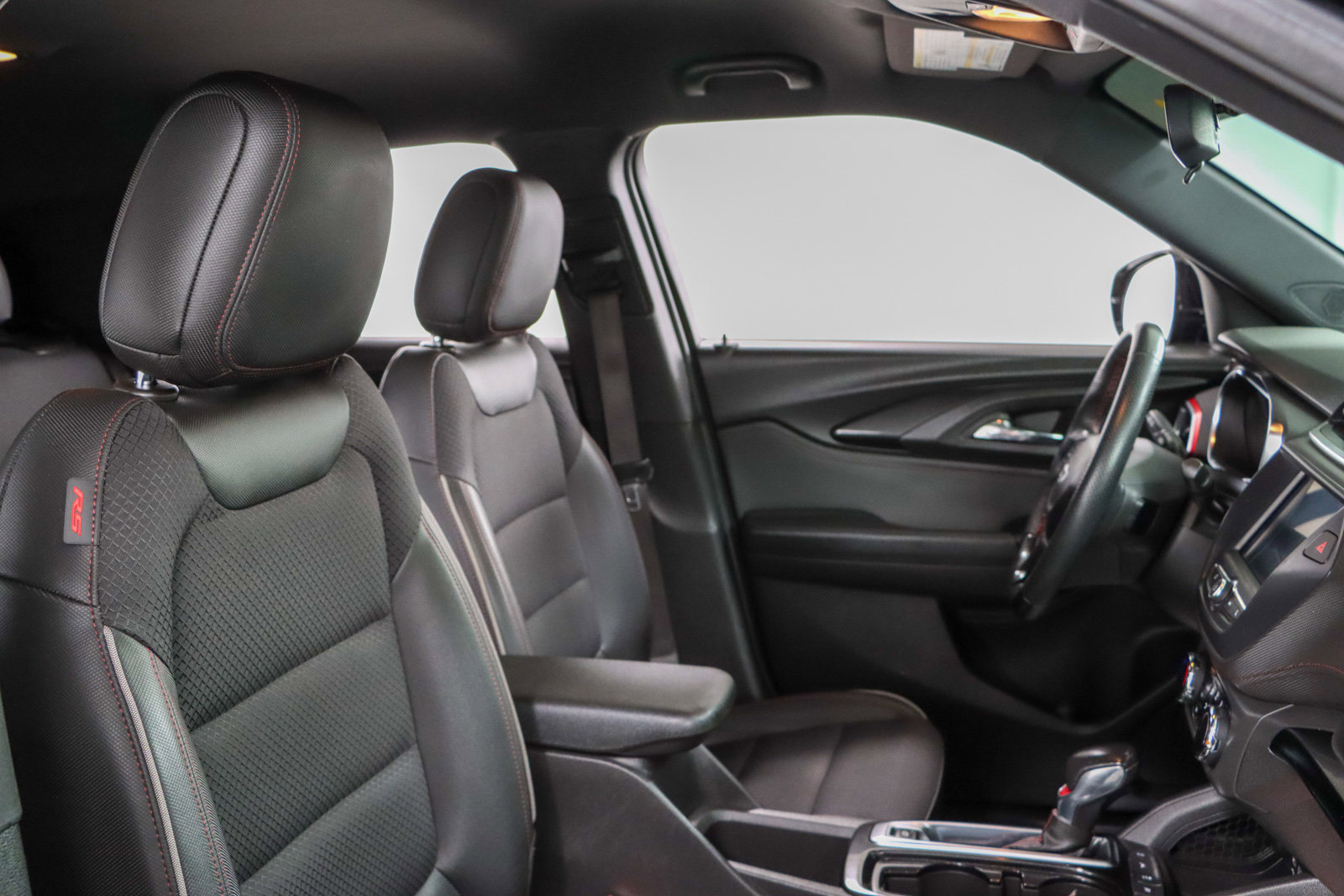 Used 2022 Chevrolet TrailBlazer RS FWD image 26