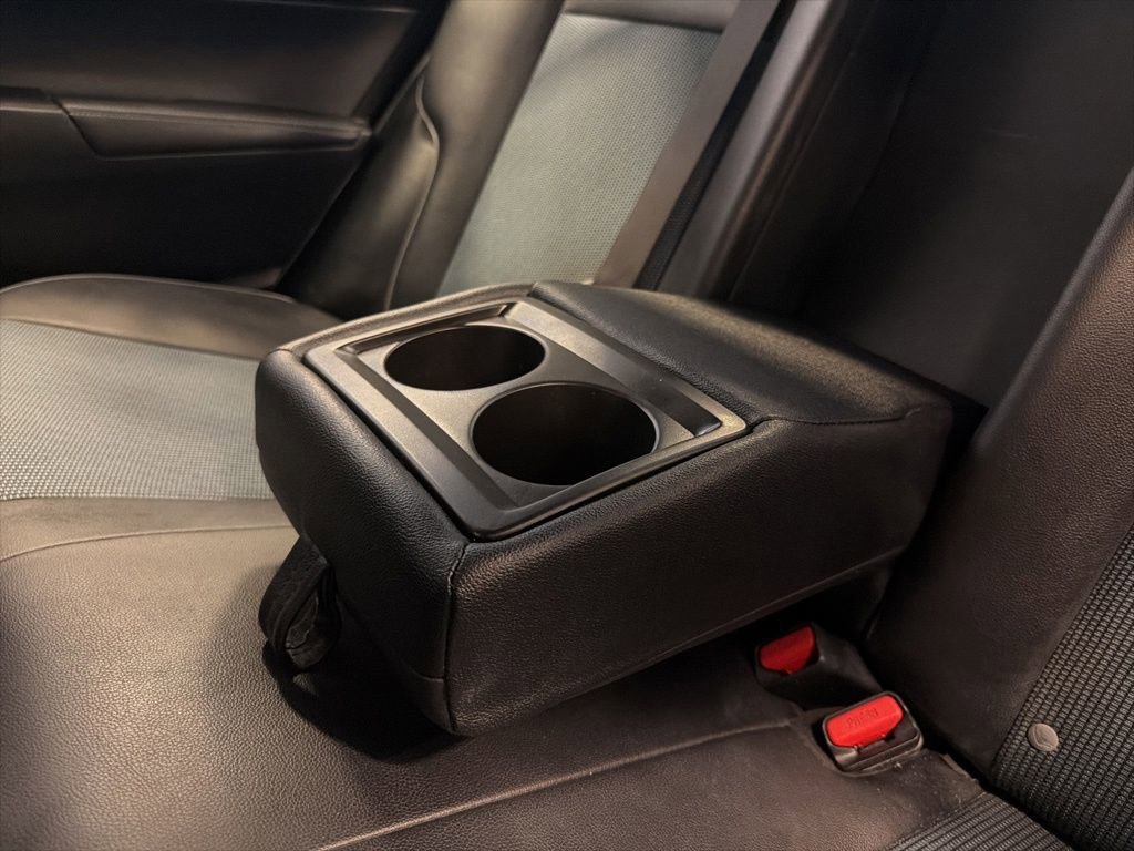 Used 2016 Toyota Corolla S image 28