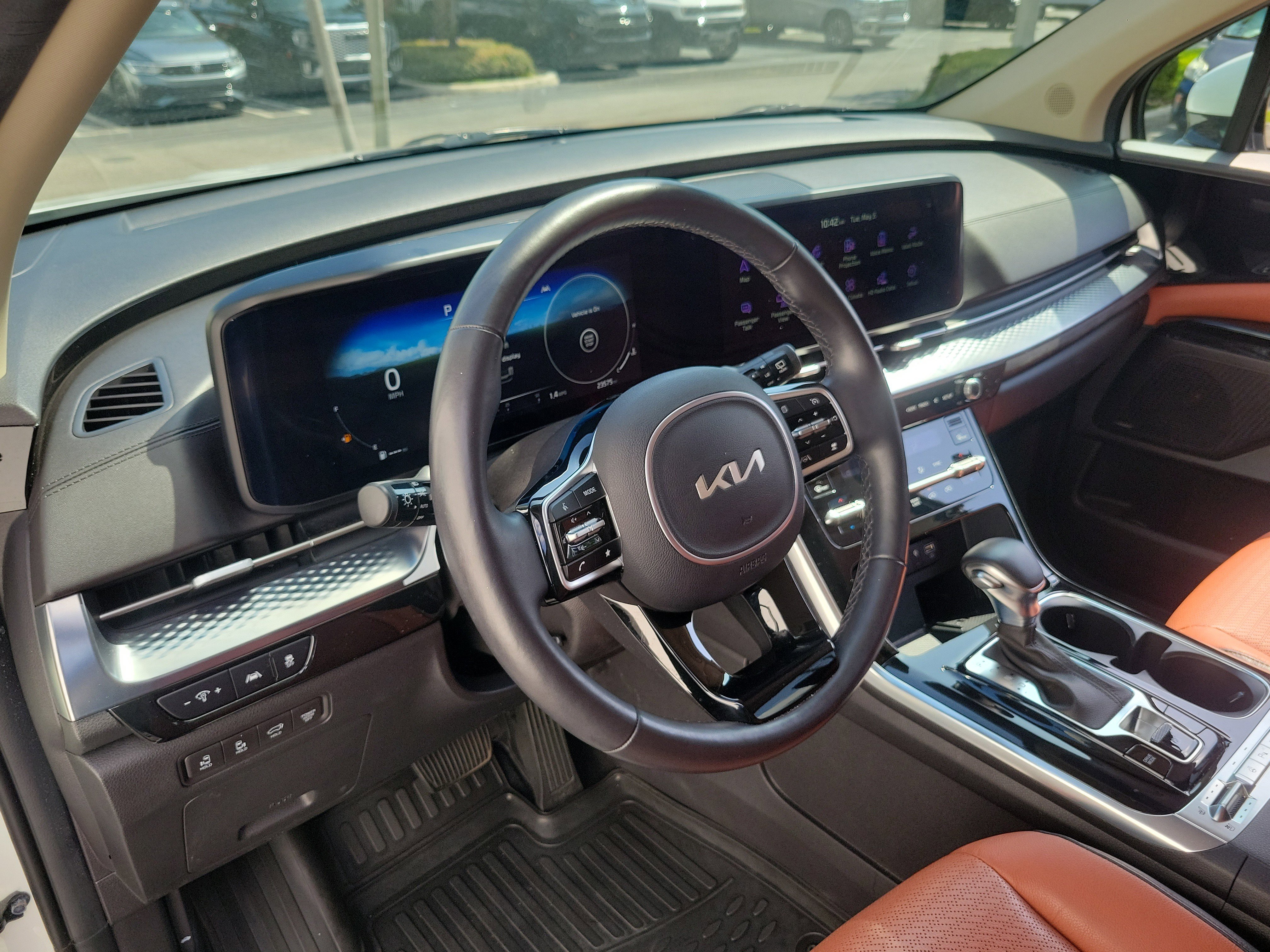 Used 2024 Kia Carnival SX Prestige FWD image 19