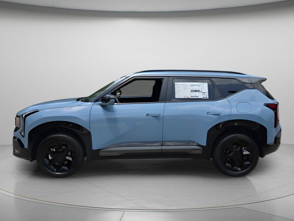 New 2027 Kia Seltos X-Line S w/ X-Line S Premium Package AWD/4WD image 2