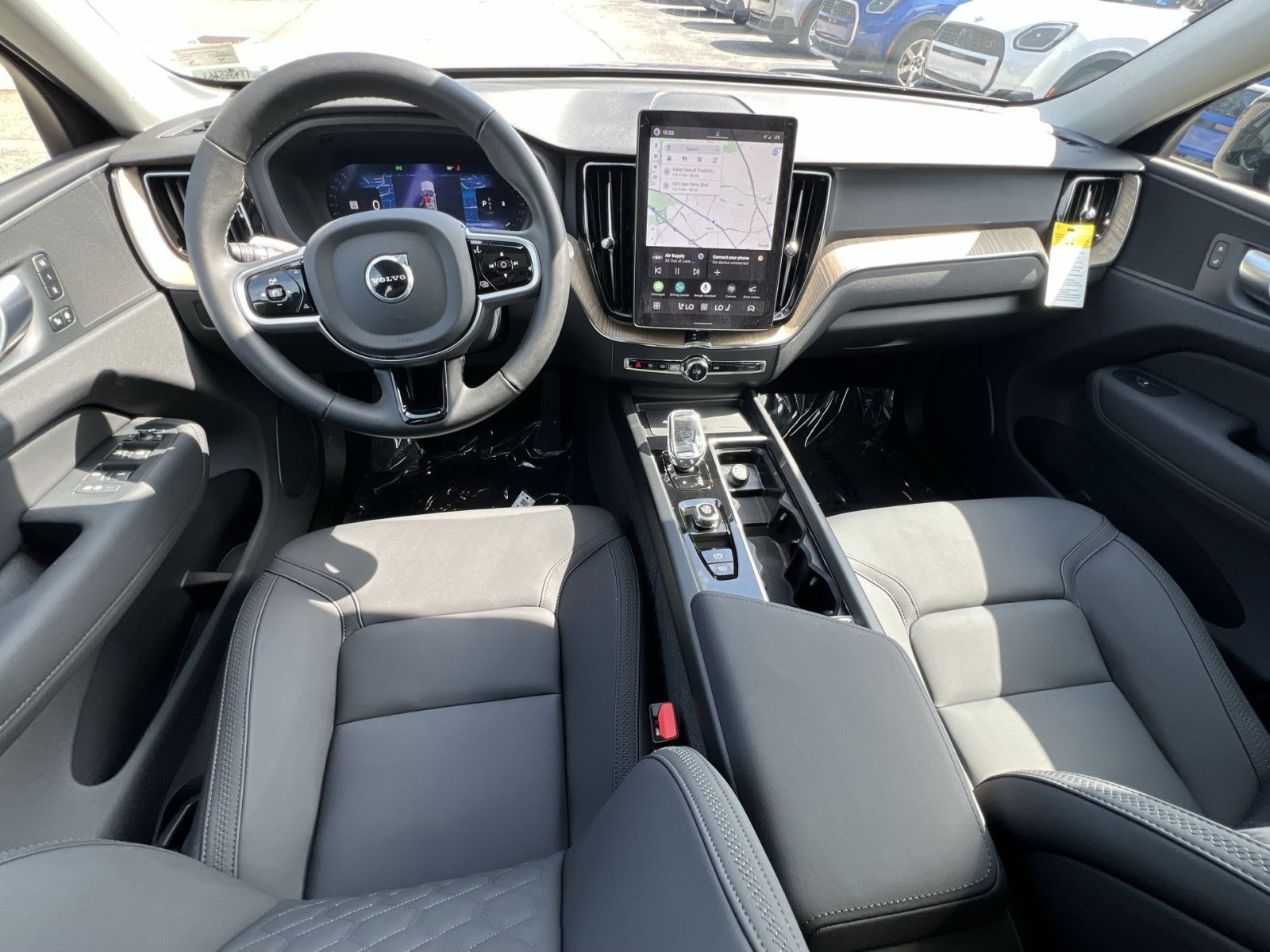 Used 2026 Volvo XC60 B5 Plus w/ Climate Package AWD/4WD image 20