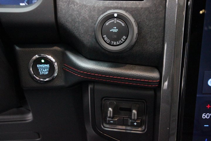 Used 2024 Ford Expedition Limited image 18