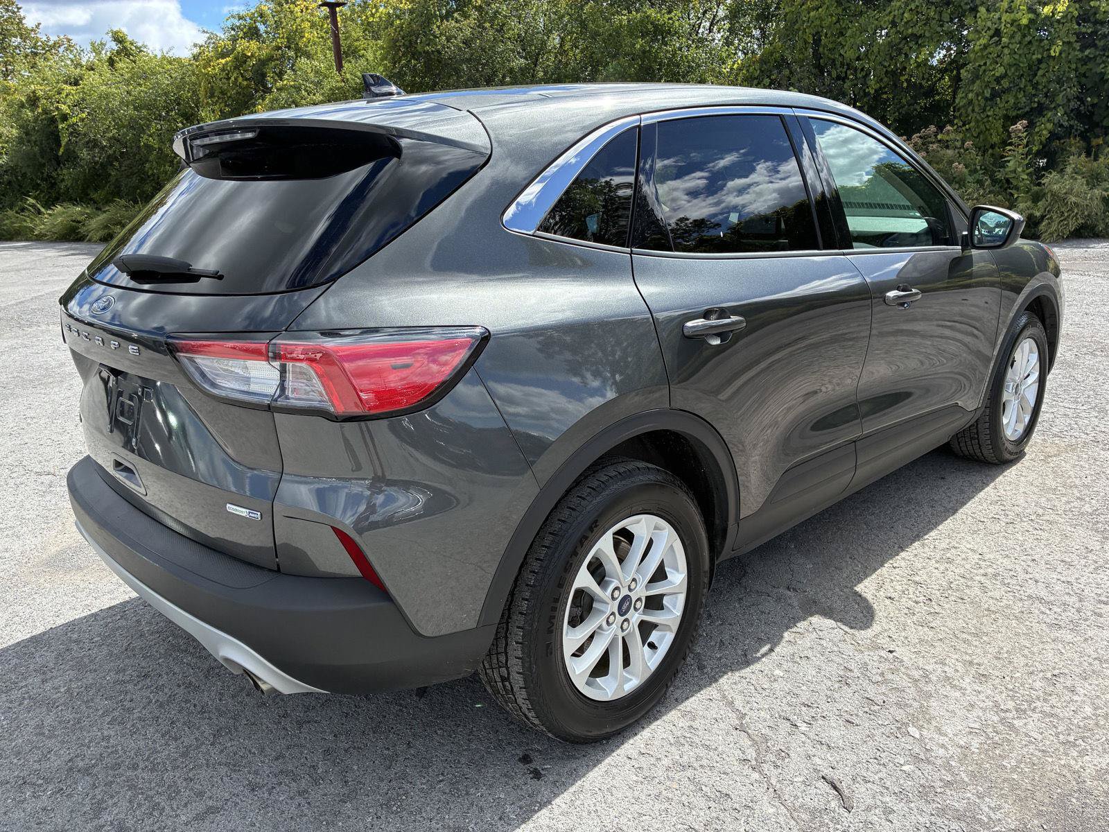 Used 2020 Ford Escape SE AWD/4WD image 7