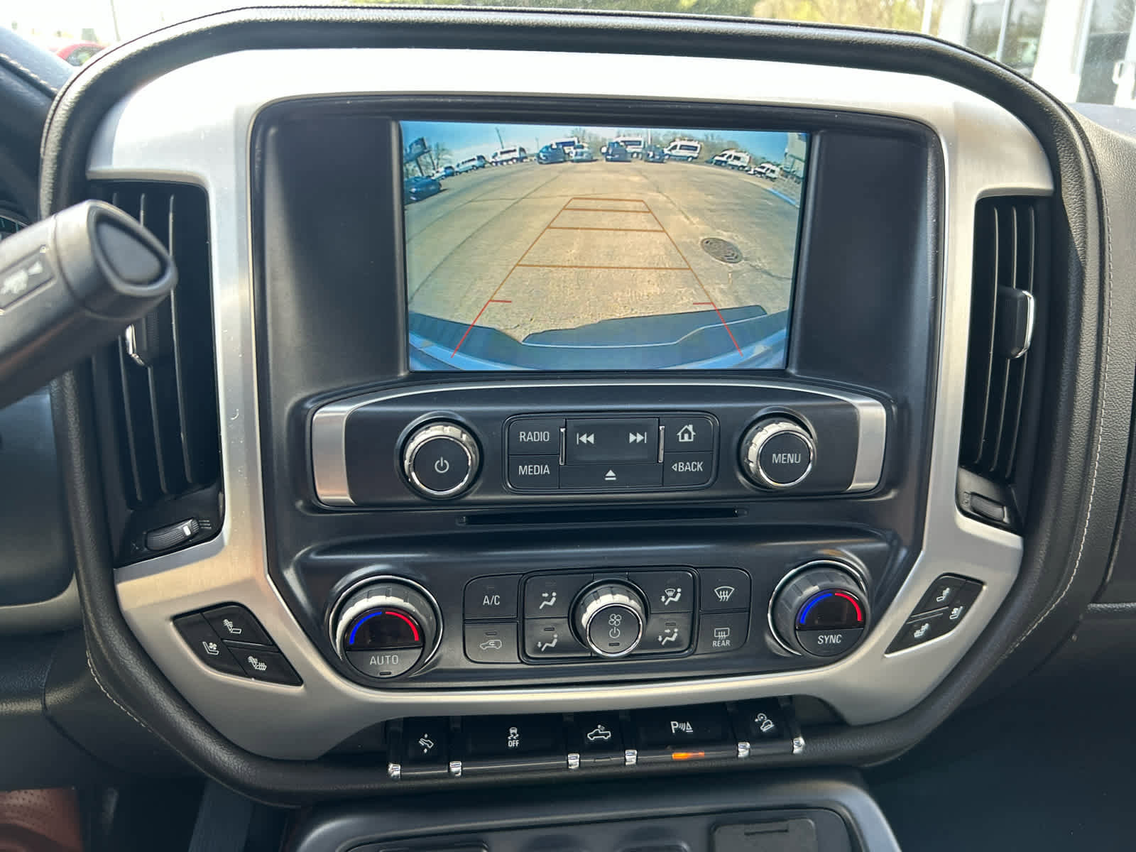 Used 2018 GMC Sierra 1500 SLT w/ SLT Premium Package AWD/4WD image 22