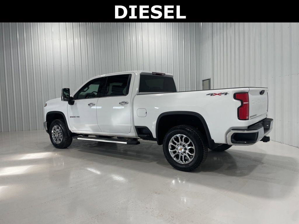 Used 2024 Chevrolet Silverado 2500 LTZ image 4