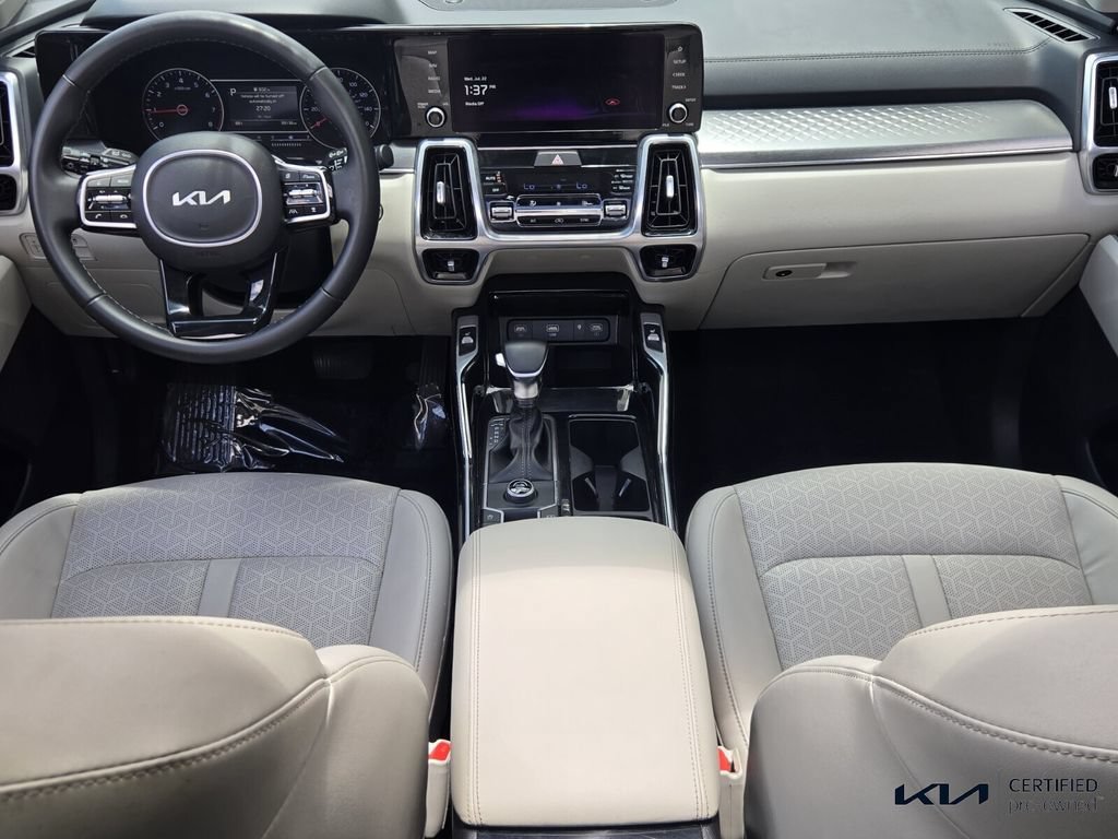 Certified 2022 Kia Sorento SX FWD image 13