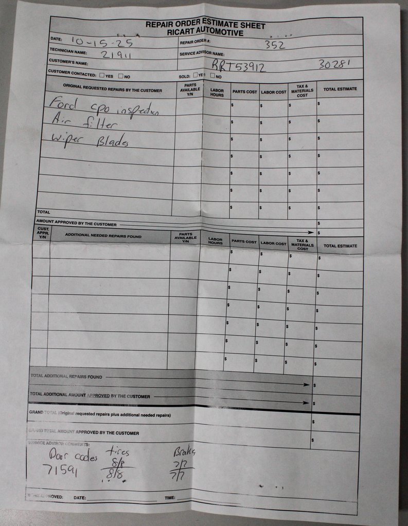 Used 2022 Ford Explorer ST w/ ST High-Performance Pack image 5