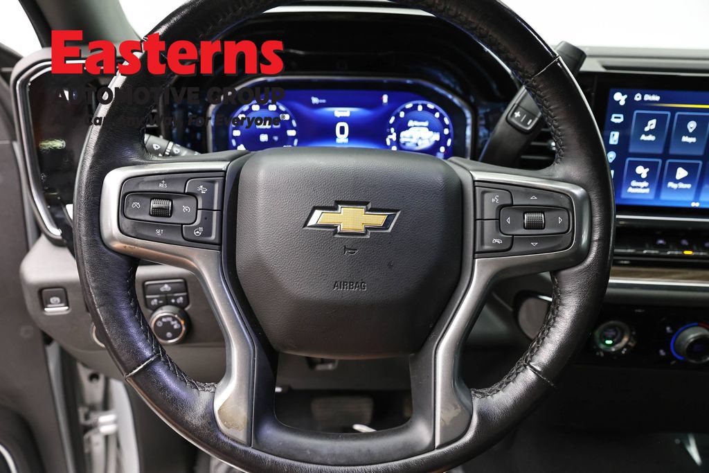 Used 2022 Chevrolet Silverado 1500 LT AWD/4WD image 10