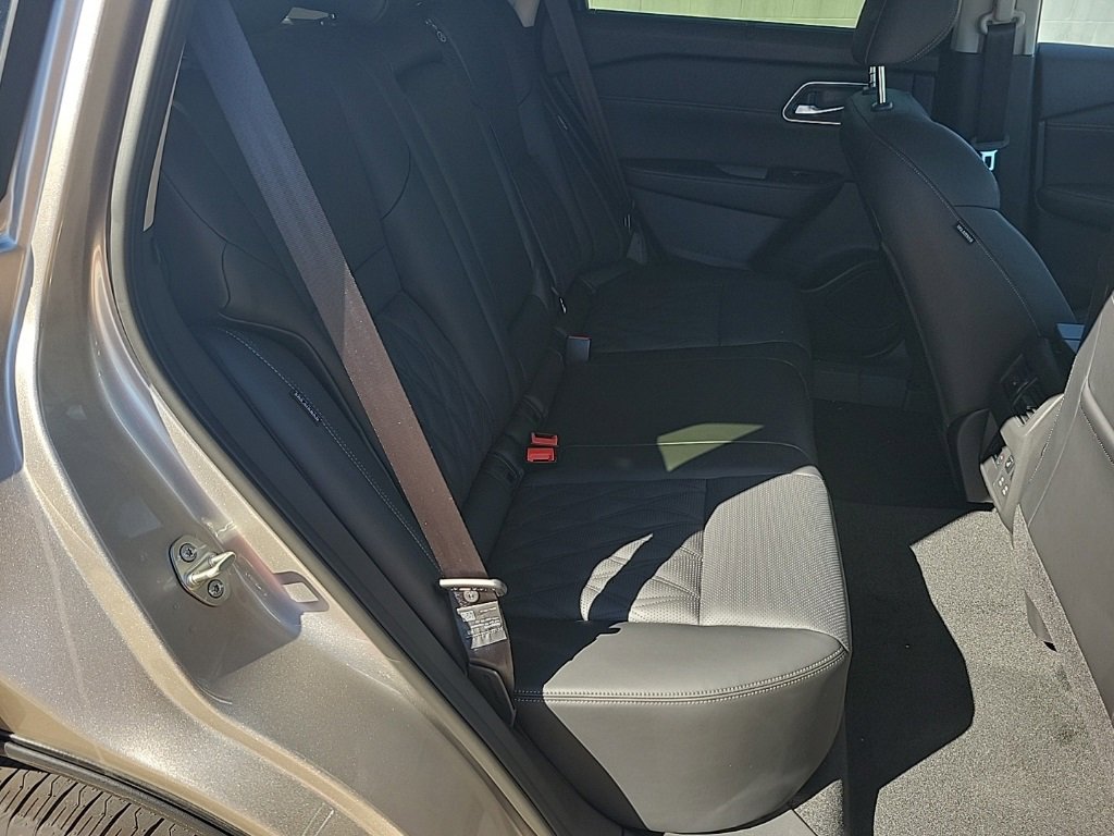 New 2026 Nissan Rogue SV image 38